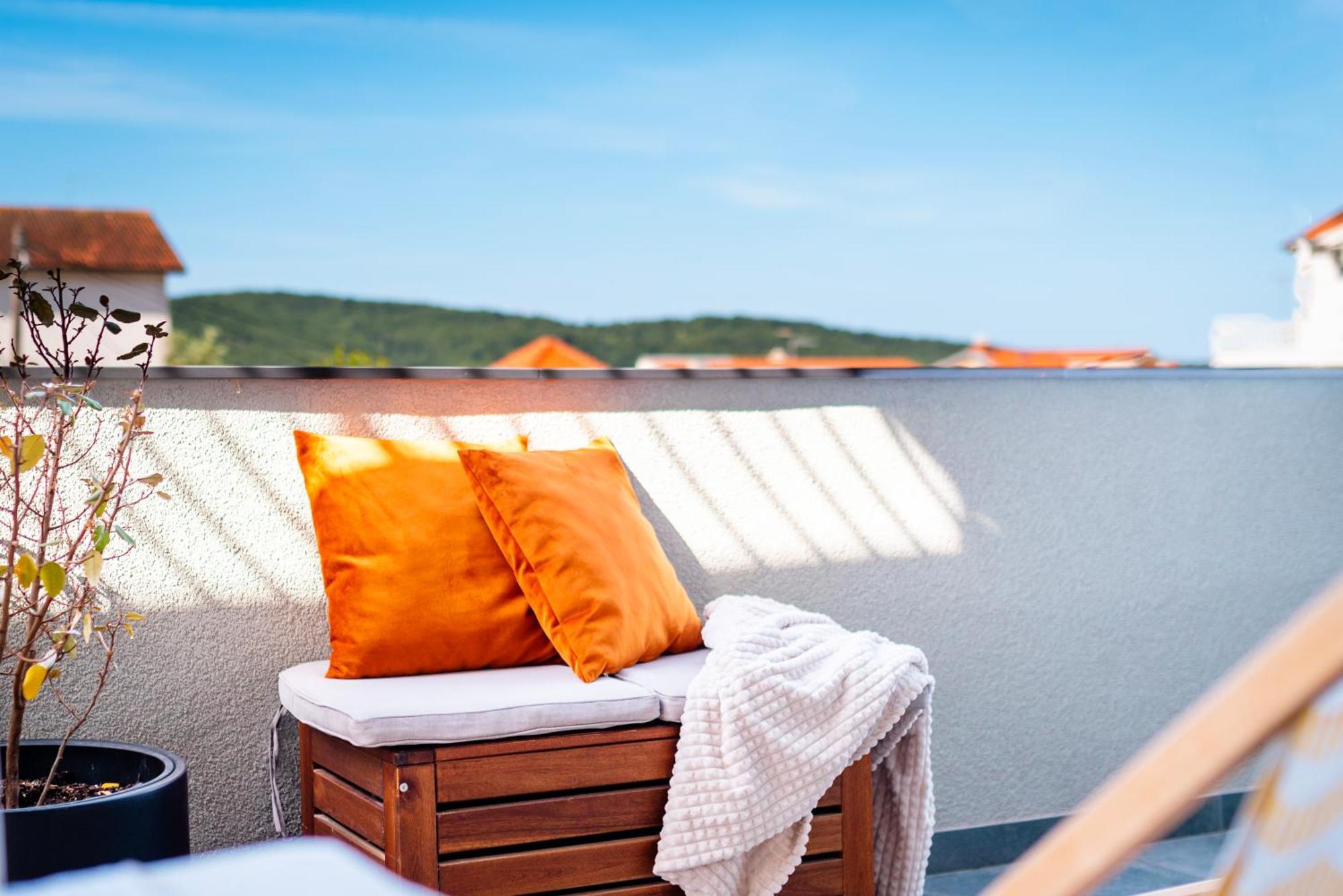 Ojra New Apartment With Seaview ชิเบนิก ภายนอก รูปภาพ